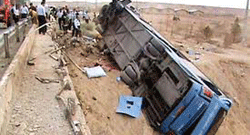 فهرست کشته‌شدگان حادثه تصادف اتوبوس در نجف اشرف اعلام شد